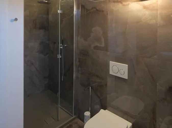 Frühstückspension Giulia Viareggio